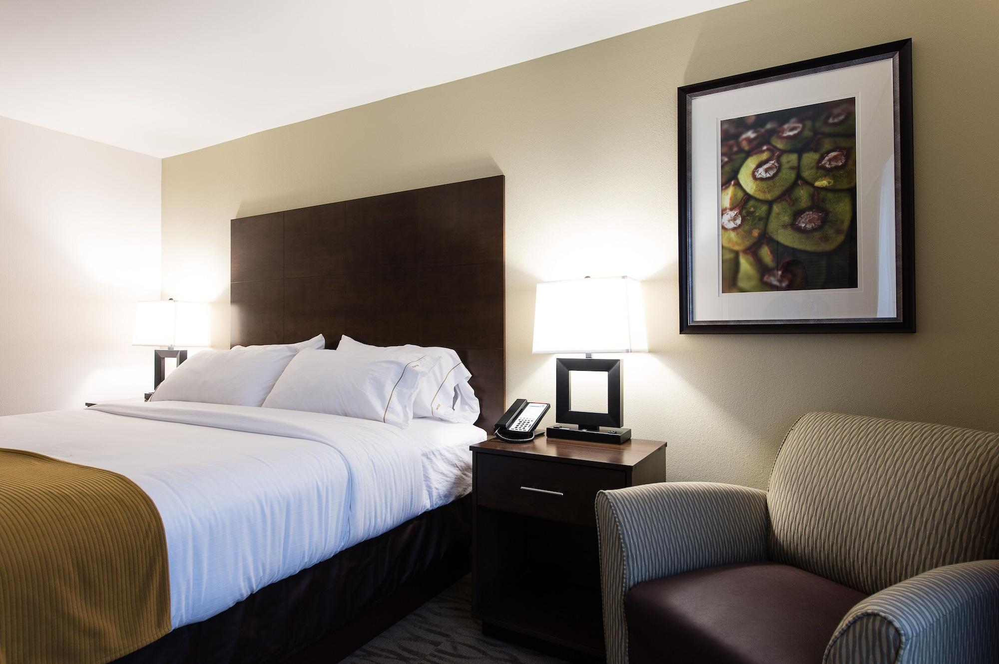Express & By Ihg