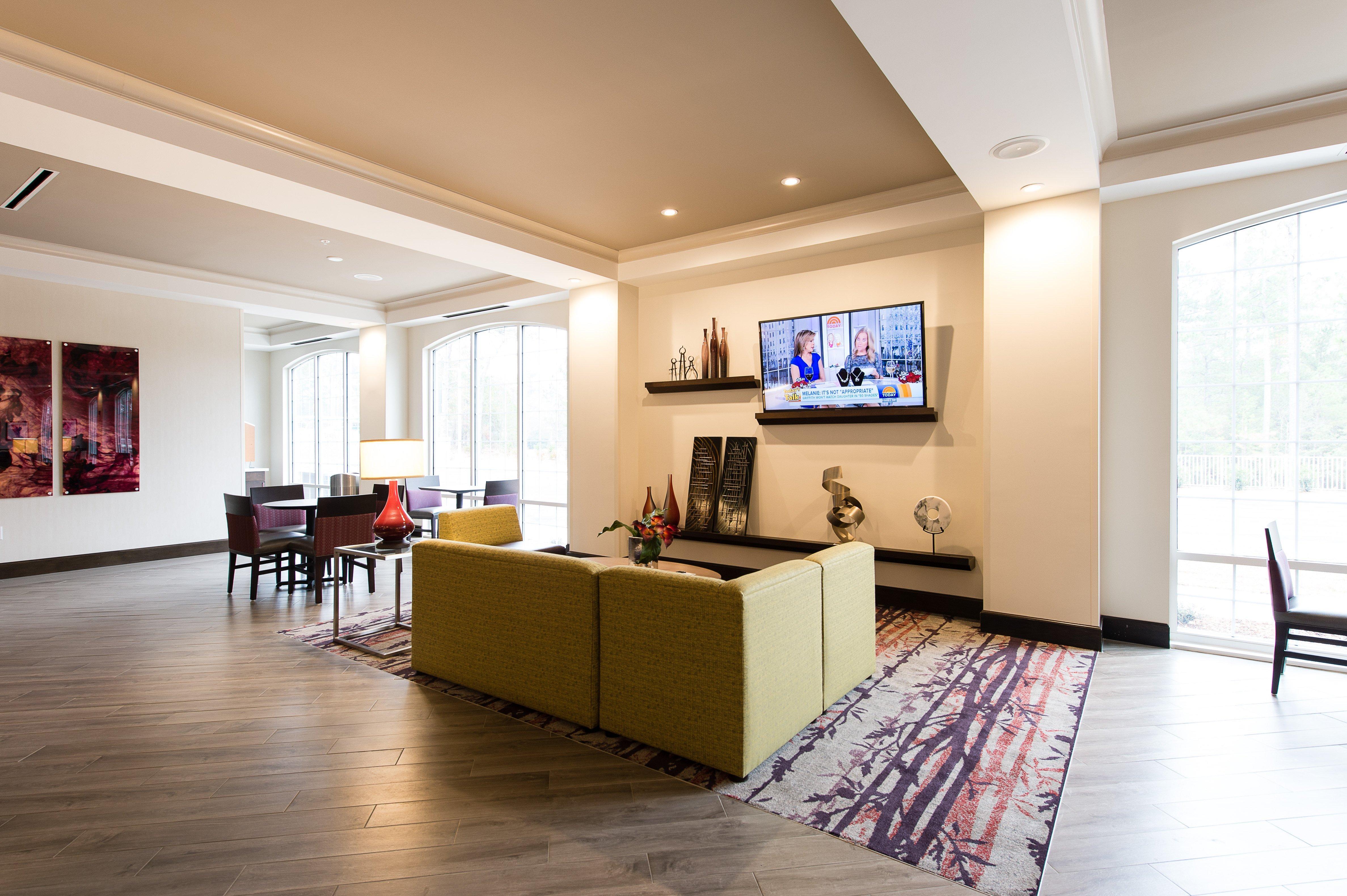 Express & By Ihg 4*