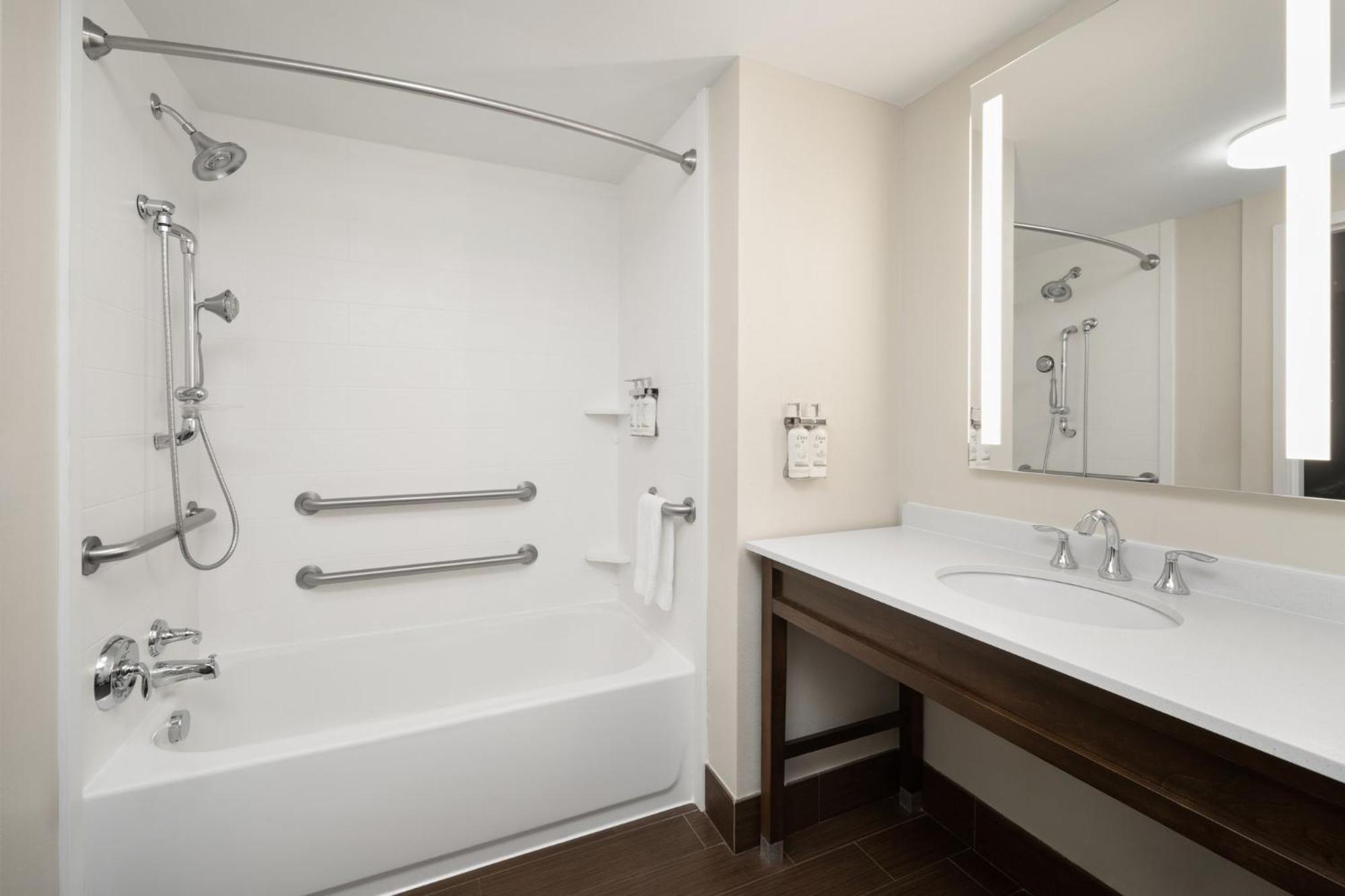 Express & By Ihg Aiken