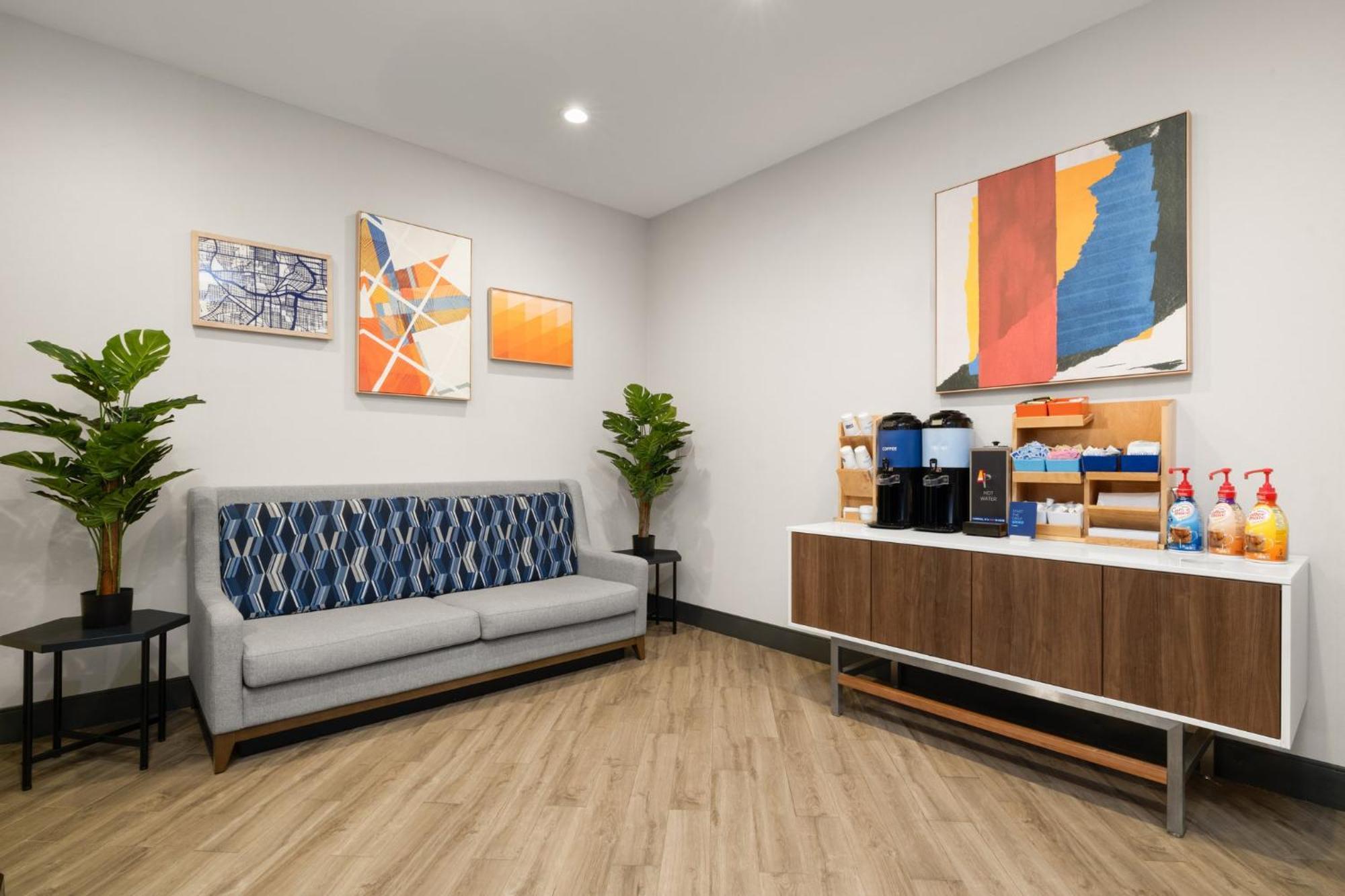 Hotel Express & By Ihg Aiken